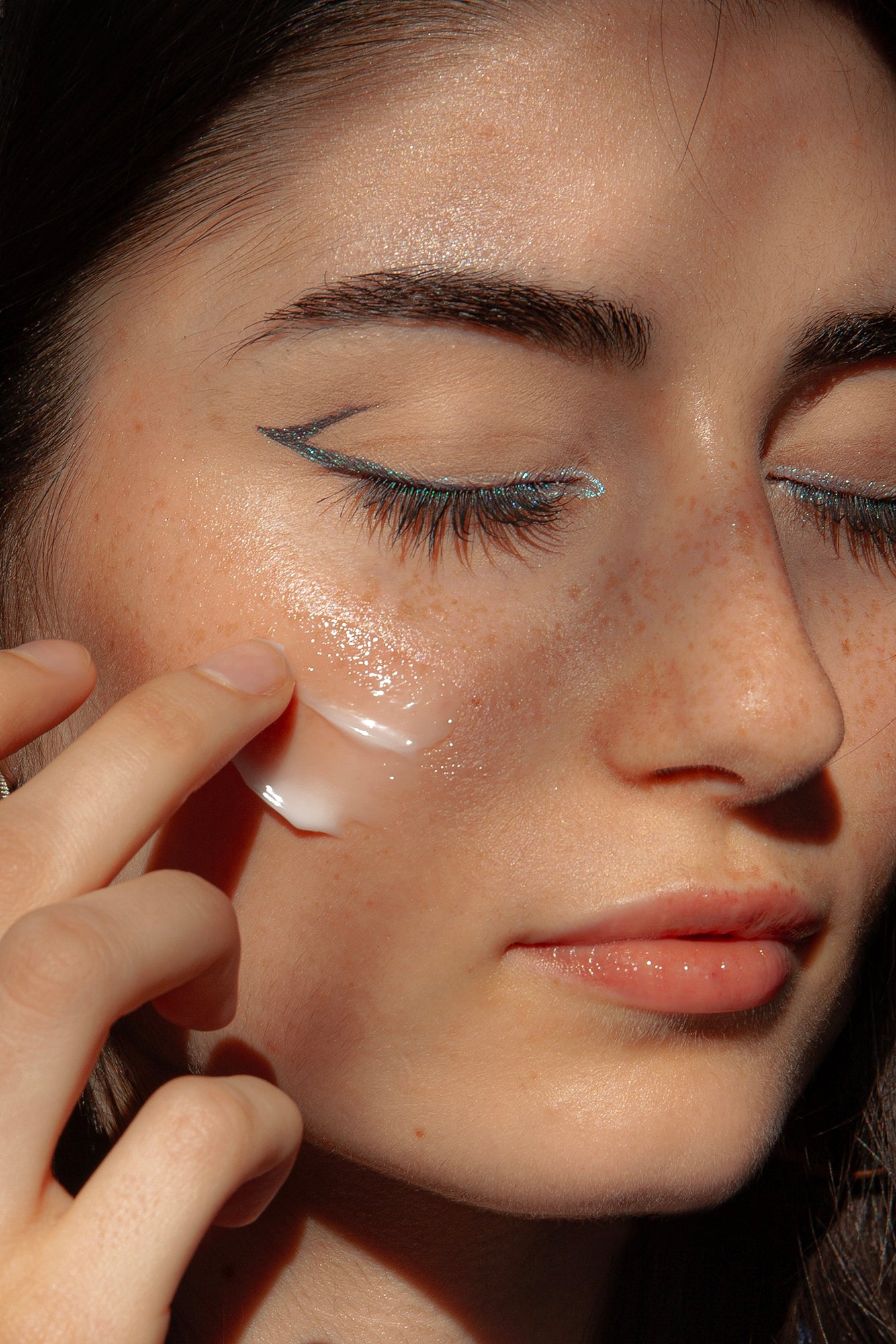 Crema viso Shazy per uomo e donna con pelle impura